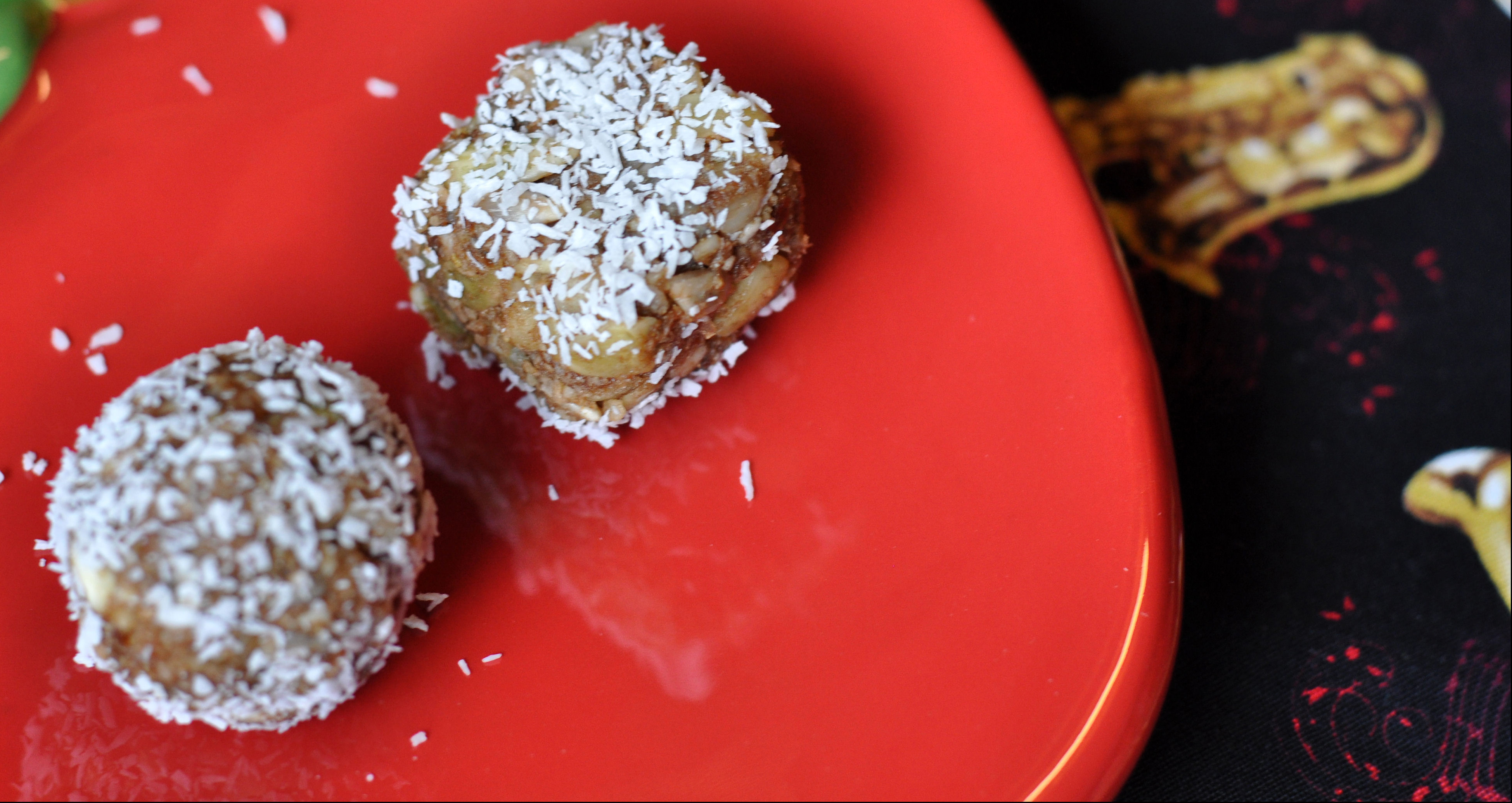 Raw Coconut Cookies